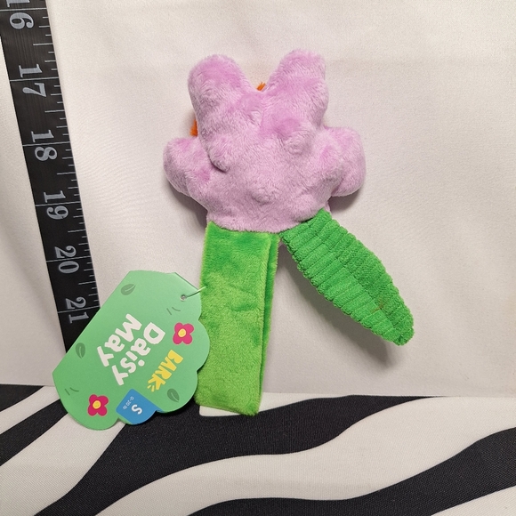 NWT Bark *BarkBOX* SunnySpot Garden theme box with 3 toys and 3 treats - S - Picture 7 of 16